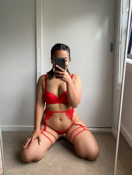 Does red look pretty on my caramel skin? 🥰