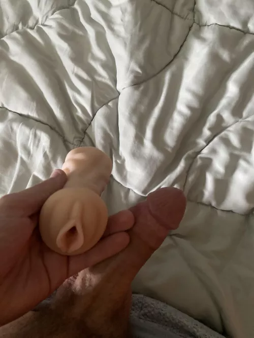 Doing a cum tribute to the best video I get. Kik:dgoff33