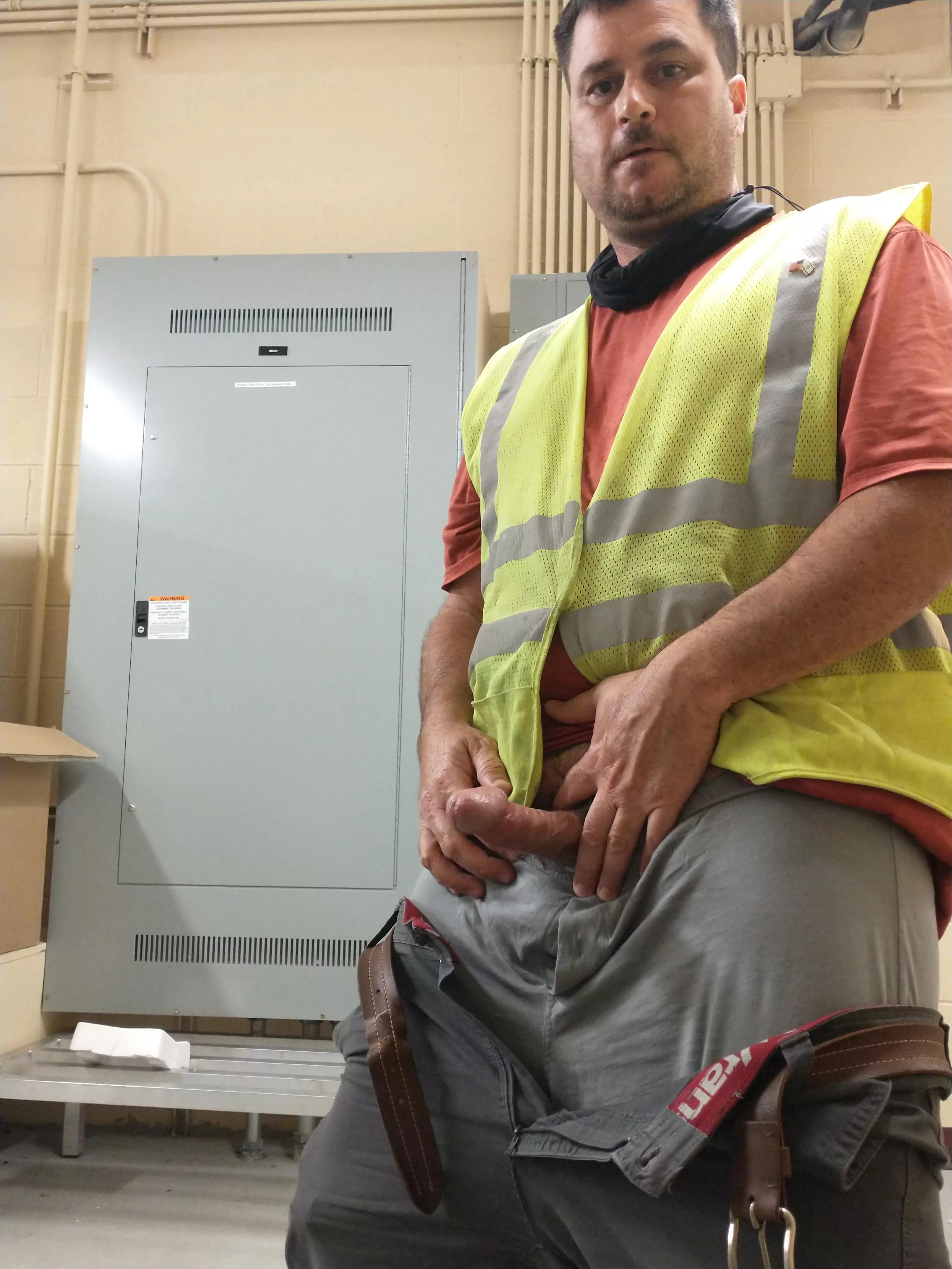 Doing some electrical at work and got in the mood to post a nude! Hopefully someone will like it.