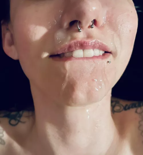 Don’t even care if a lot got in my eyes, I’m a happy slut 🥰💦🤤😈