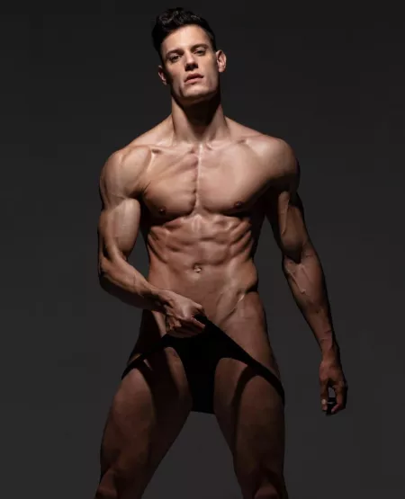 Drag Race España Pit Crew Member Ele Sanmi Drag Race España Pit Crew Member Ele Sanmi