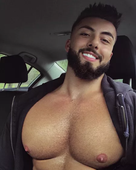 Elias Nohra (@erlias)