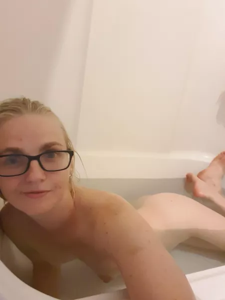 Enjoying a long hot soak.. will you join me?
