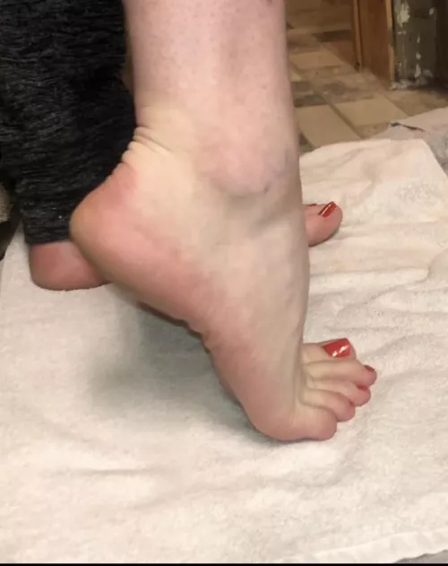 Everywhere that I post my feet pics seems to be unwelcome haha maybe this is the right place to show my feet?…. [[REQUEST MORE PICS FROM ME IN CHAT FOR FREE!!]]