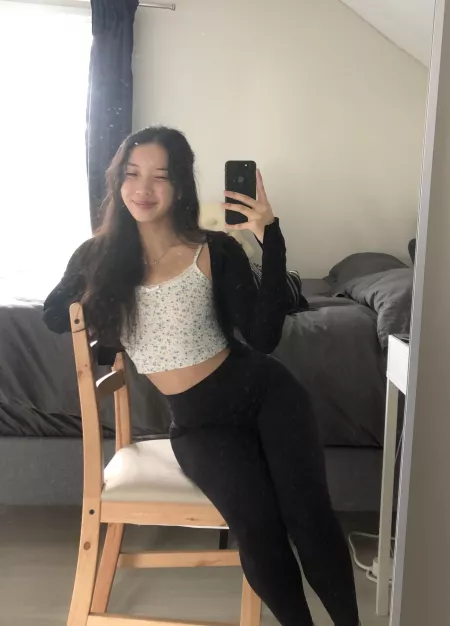 extreme wholesome no makeup selfie