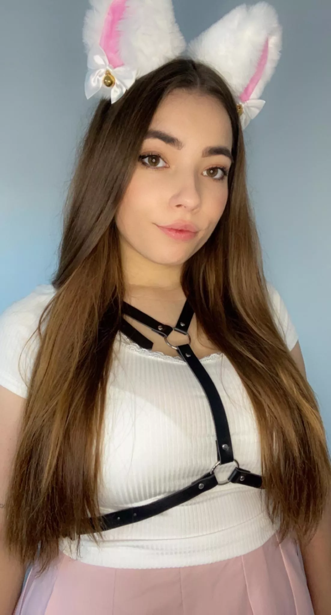 F 21 recently single ☺️