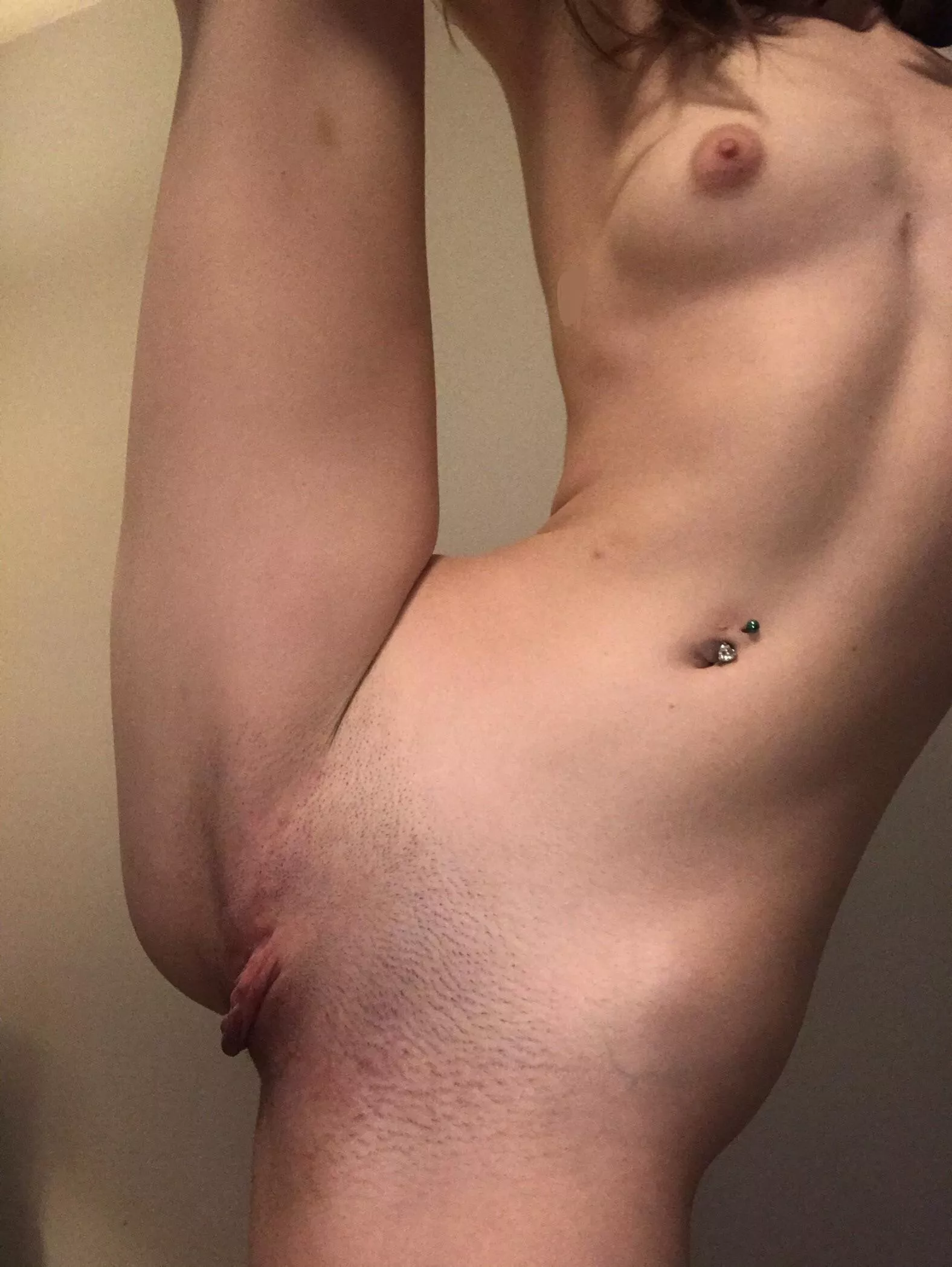 🤷🏼‍♀️ (f)