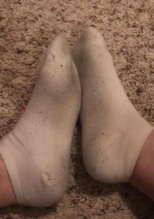 [F] I’m new to the community, do my socks need to be dirtier?😘