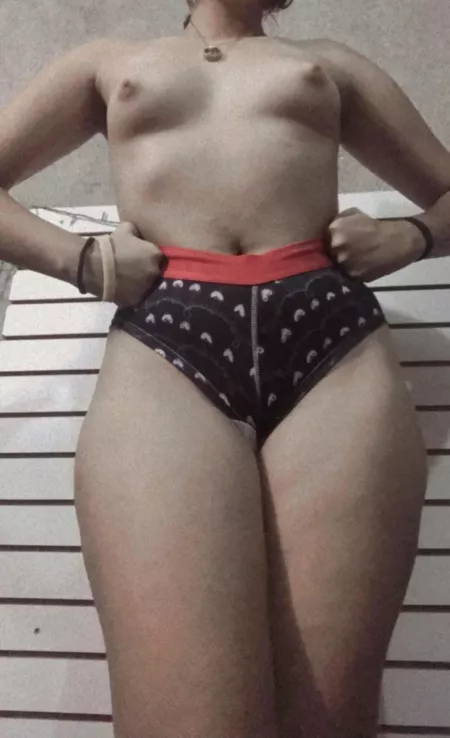 [F] 💕Pics promo overnight and all kind of naughty content 🥵, i do sexting, live pics, i use toys, i do anal, and fetish kikme:nathickcandy🍡Snapchat natcandyy