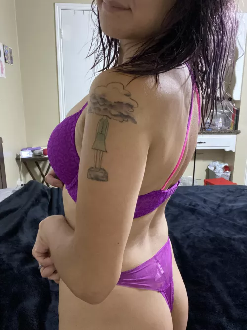 [F] Purple is my favorite color 😊😍 what’s yours?