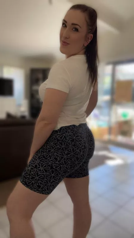 [F] There’s a big difference between bad jokes and dad jokes. And that difference is the first letter. Happy Father’s Day to all the NZ & Aussie Dads 💕