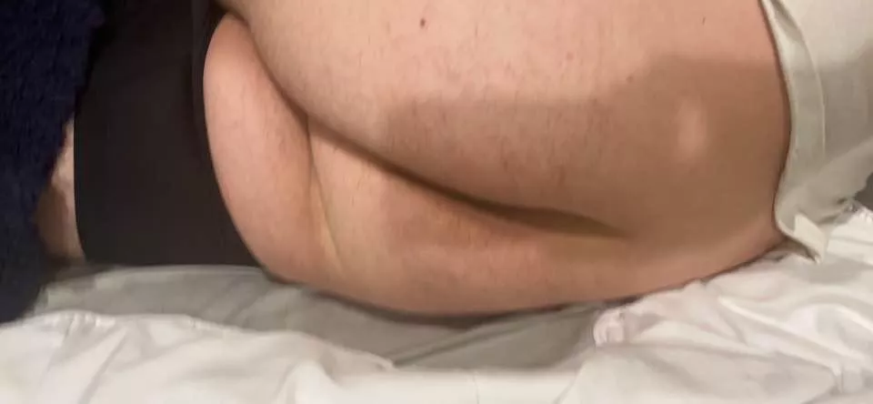 Fat guy butt anyone?