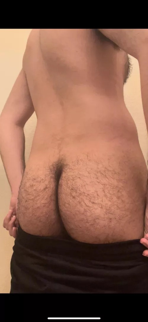 Fattest ass in here