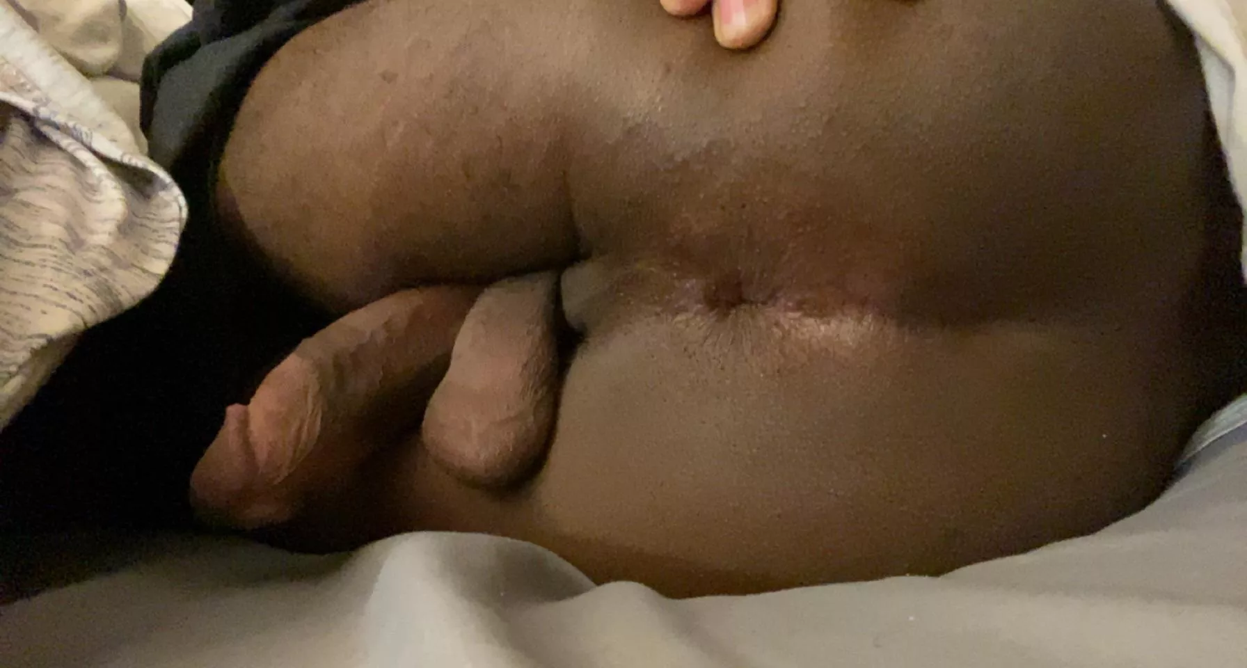 Feed my asshole some dick 💦