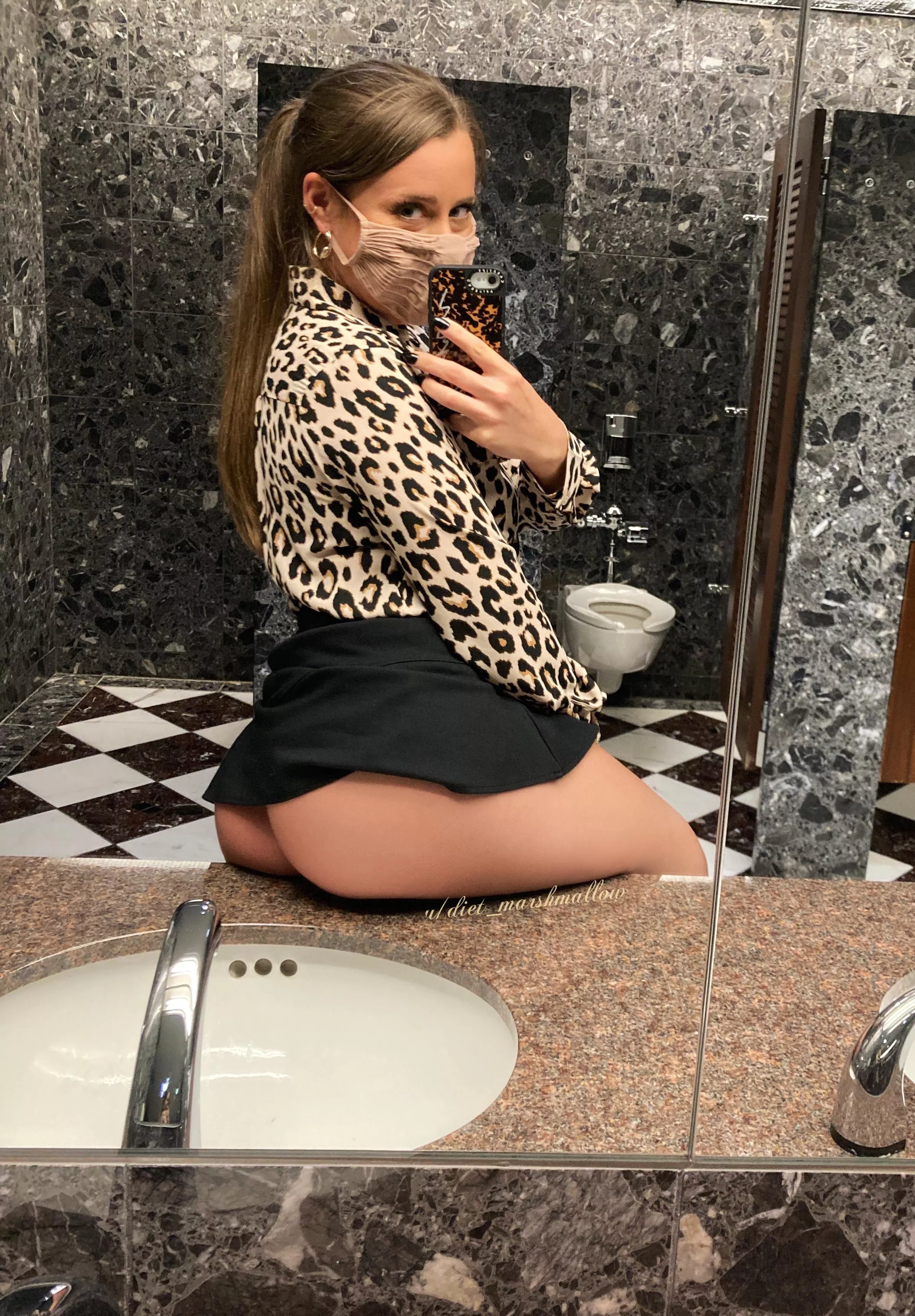[F]eelin’ a little bit cheeky 😏. . . glad no one came in 🤫🤭