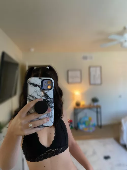 Feeling cute with my hair in pigtails 😋😛