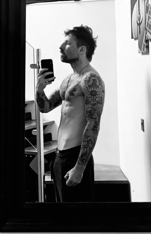 Feeling super moody today…does it show?