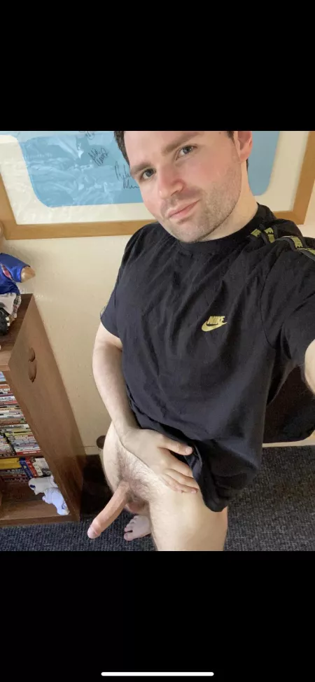 Feels like a no pants type of day ππ»ββοΈ Feels like a no pants type of day ππ»ββοΈ
