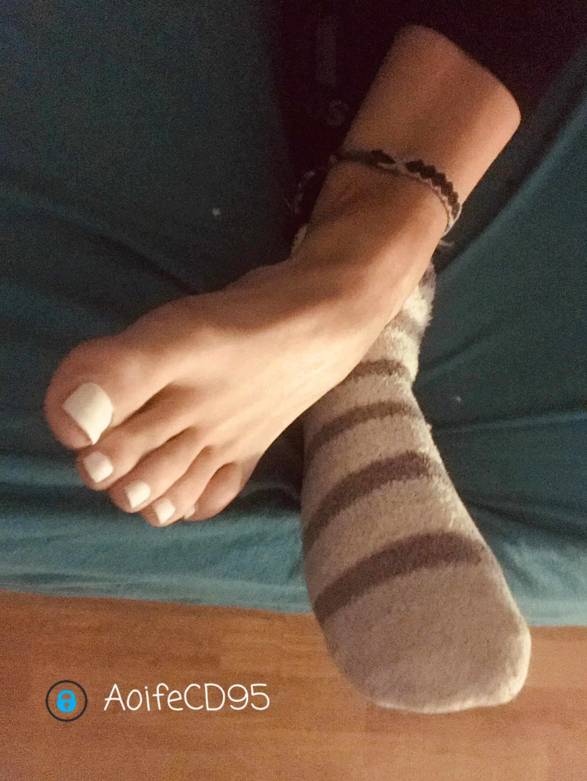 Finally redid my toes, feels much better 🙂