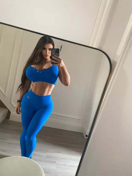 Fit toy 😈 Paige British