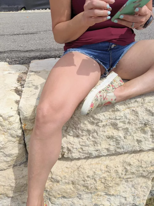 Flashed whoever walked in front of me. What would you do if you got a good peek? Flashed whoever walked in front of me. What would you do if you got a good peek?