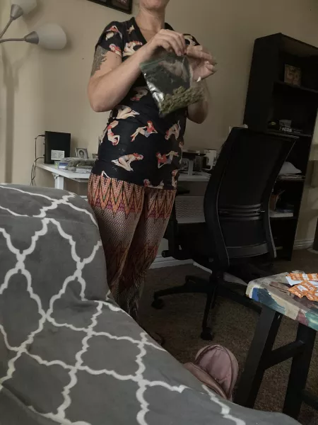 Flower and ass…wonderful combination [f]