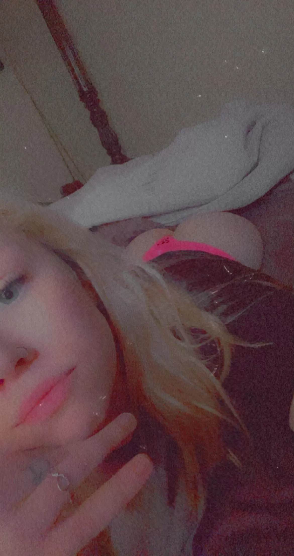 FREE TOP 0.1% ONLYFANS ⭐️ Slim Thick Blonde 🥶 SEXTING available 24/7 🍑 I reply quick💦 daily posts ✨ links in comments 👇🏽👇🏽🔞