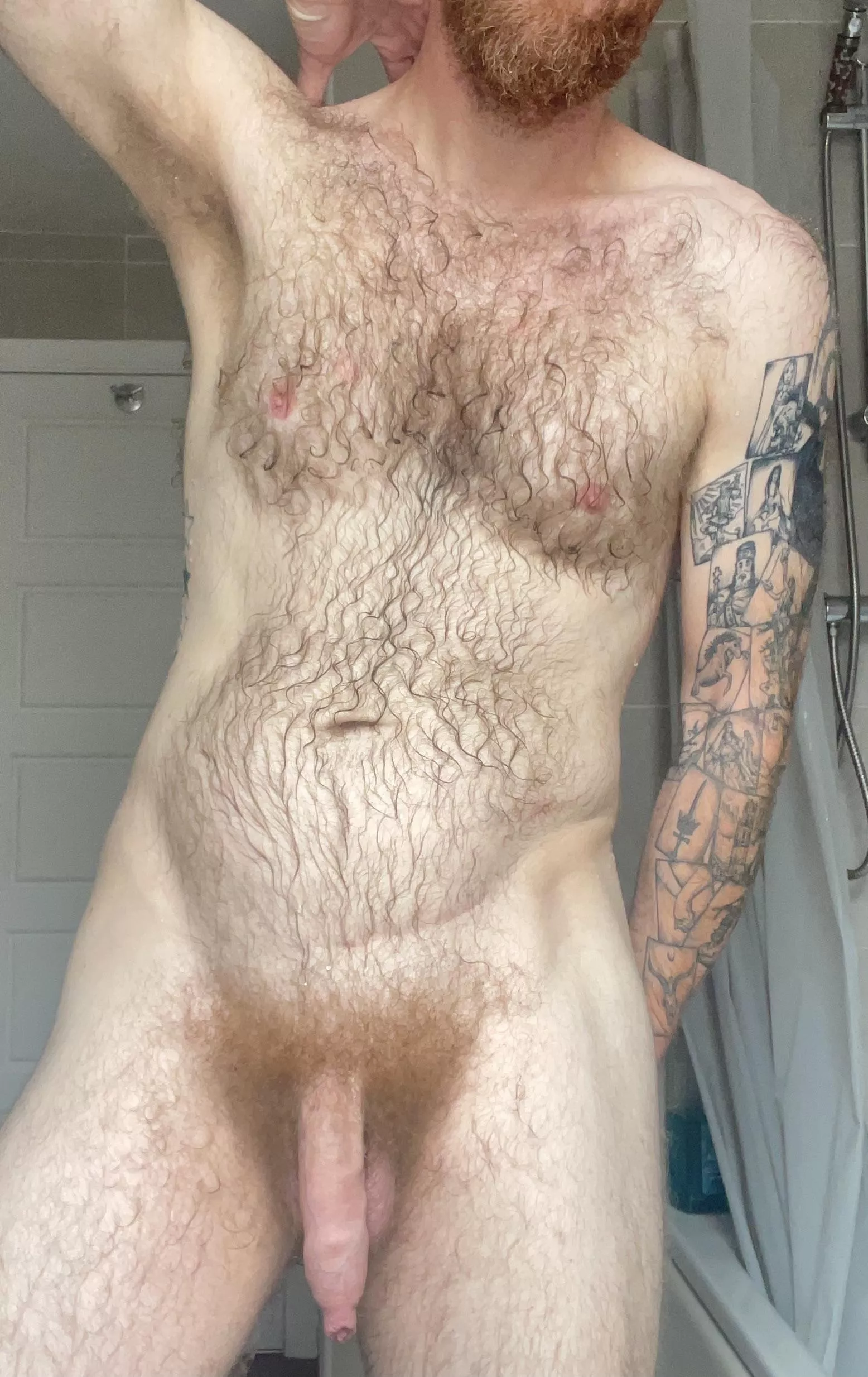 Fresh out of the shower and ready to get dirty 😜