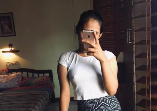 Friends sister sending me a pic. Friends sister sending me a pic.