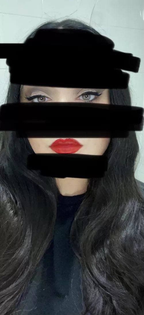 Fuck me infront of your wife 😘