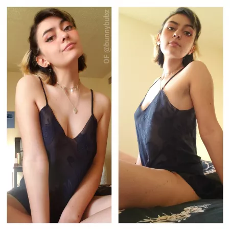 giving you those eyes🖤💙