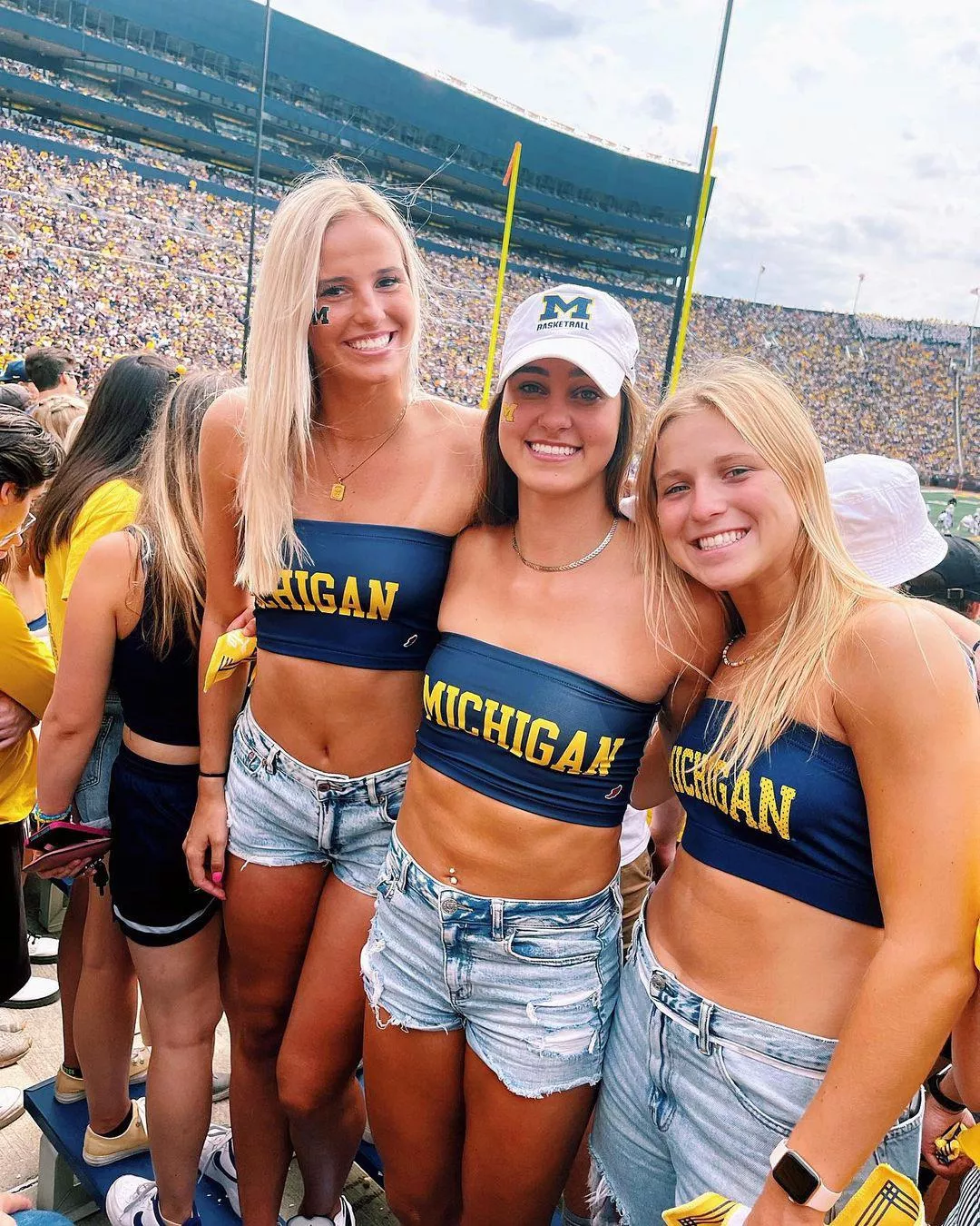 Go Blue! 〽️🔵