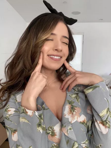 goddess Pokimane
