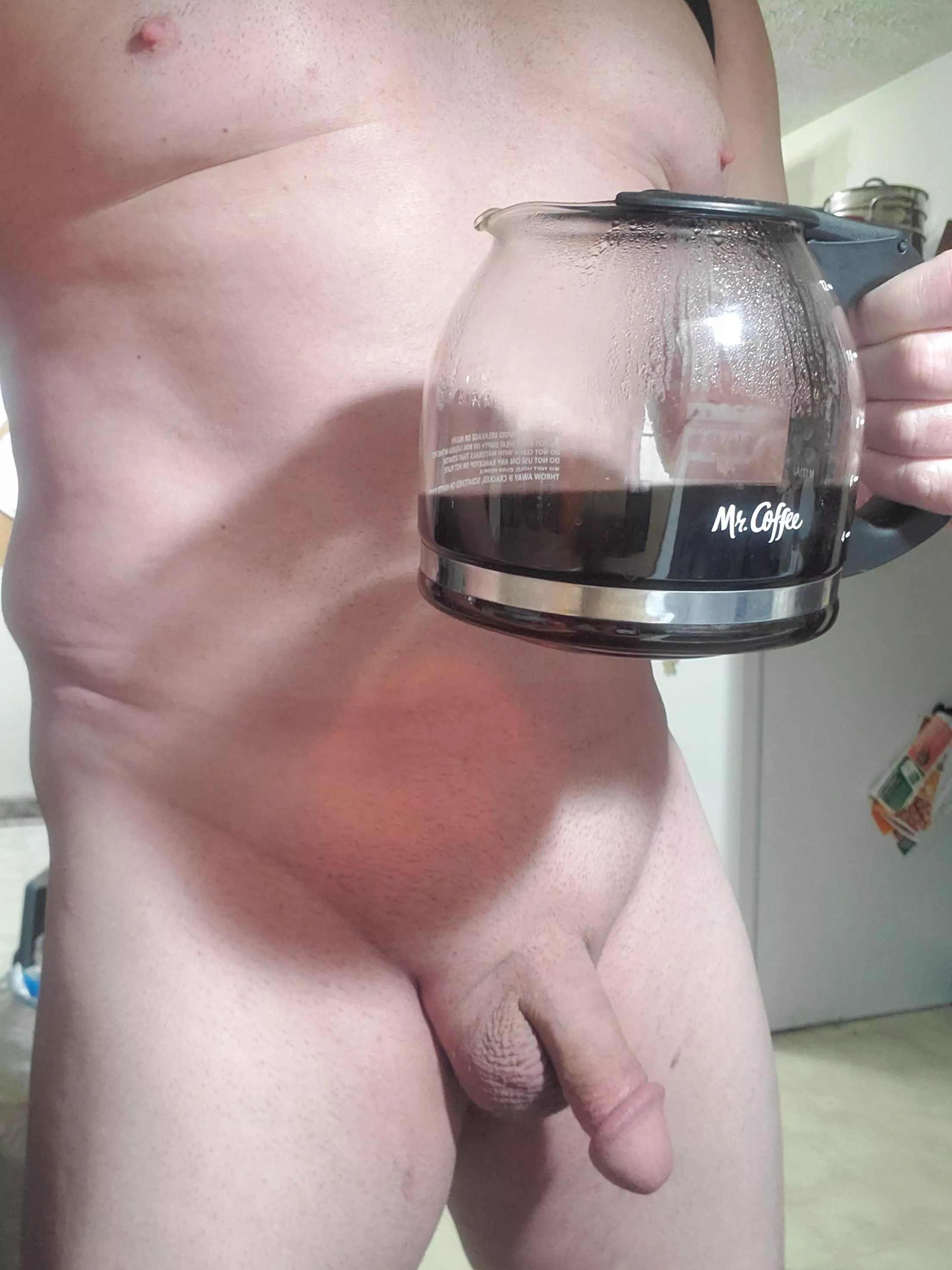 Good morning everyone..coffee is ready😏😋