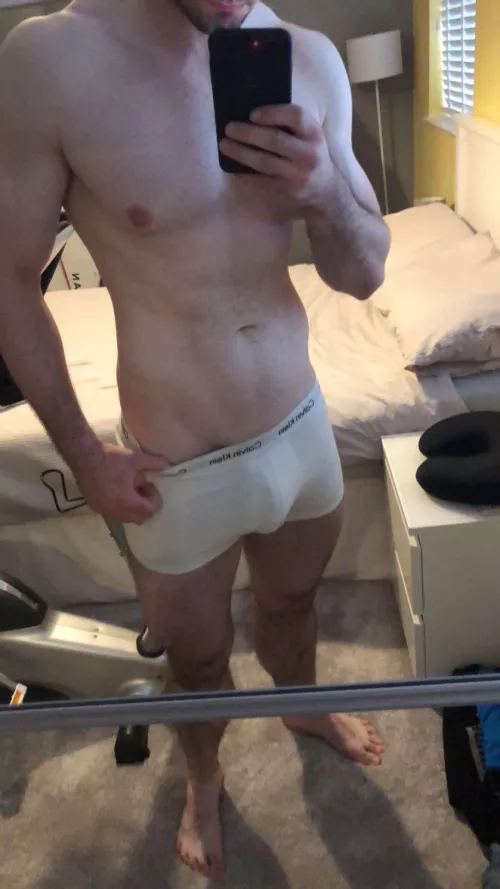 Good morning from Scotland, this bulge is only going to get bigger 😏 how are we all?