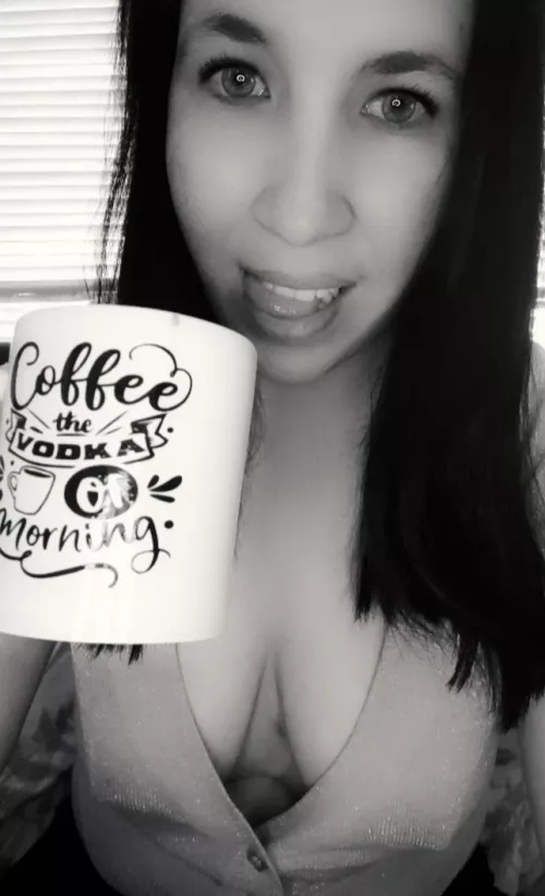 Good morning lovelies 💋❤ Happy Sunday Funday! Love you all!