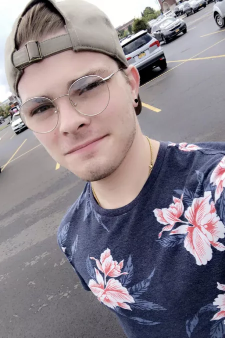 Got new glasses but didn’t get the optometrist’s number unfortunately