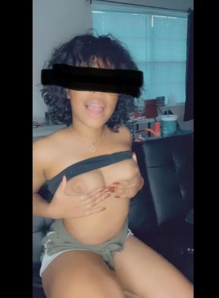 gotta love small tits