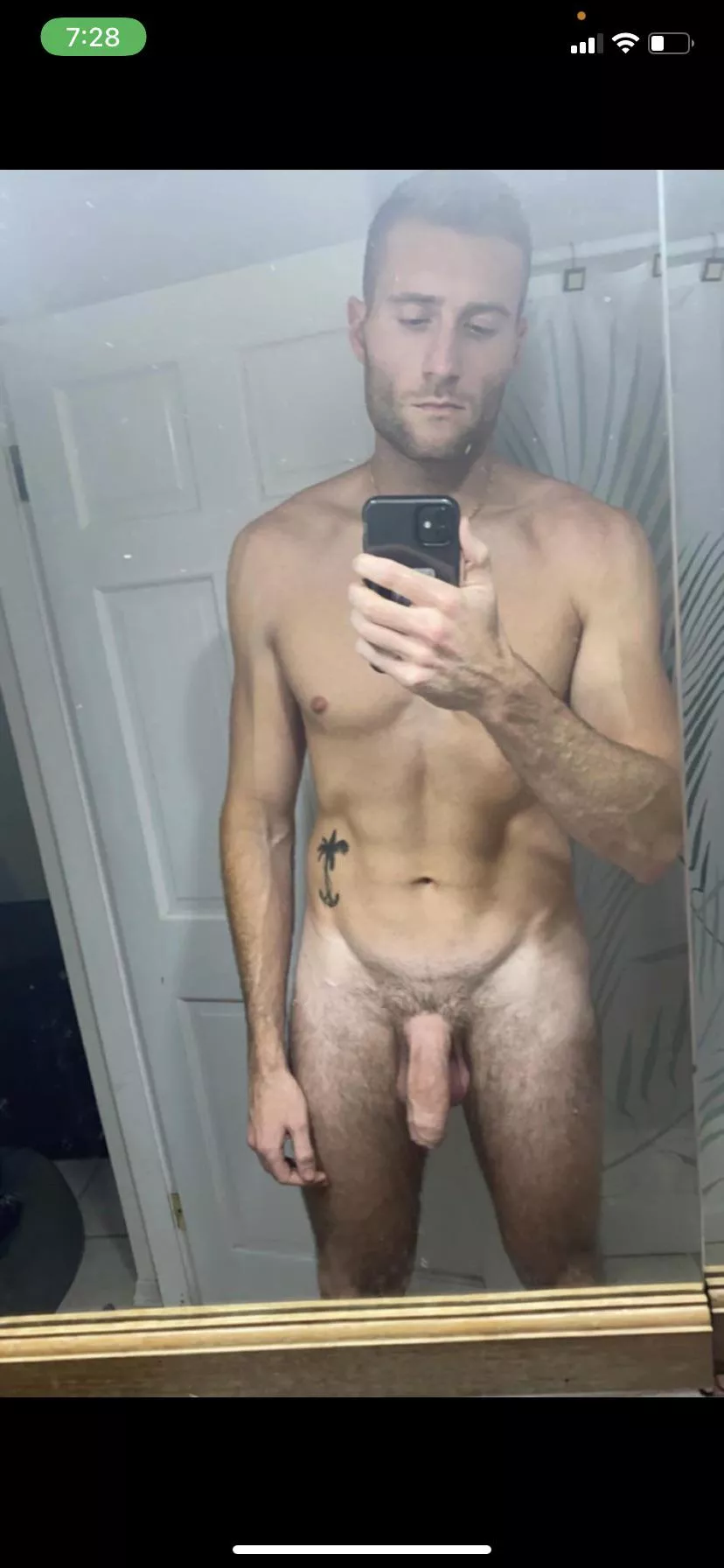 Hangin 🍆😜