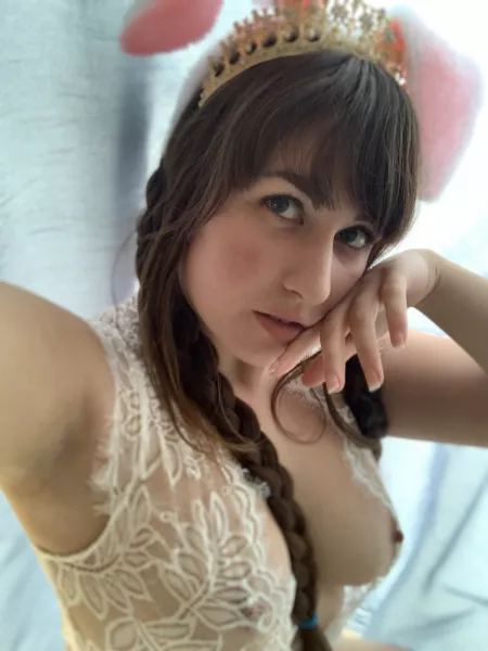 Happy Easter everyone! How about a Manyvids sale to celebrate? 😘