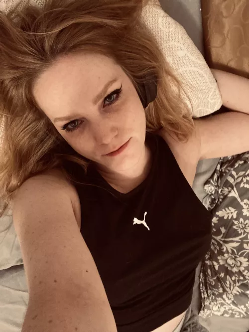 Happy Friday 💋🦊