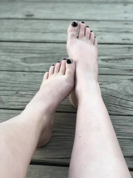 Happy Friday!! What’s your plans (at home) for today?