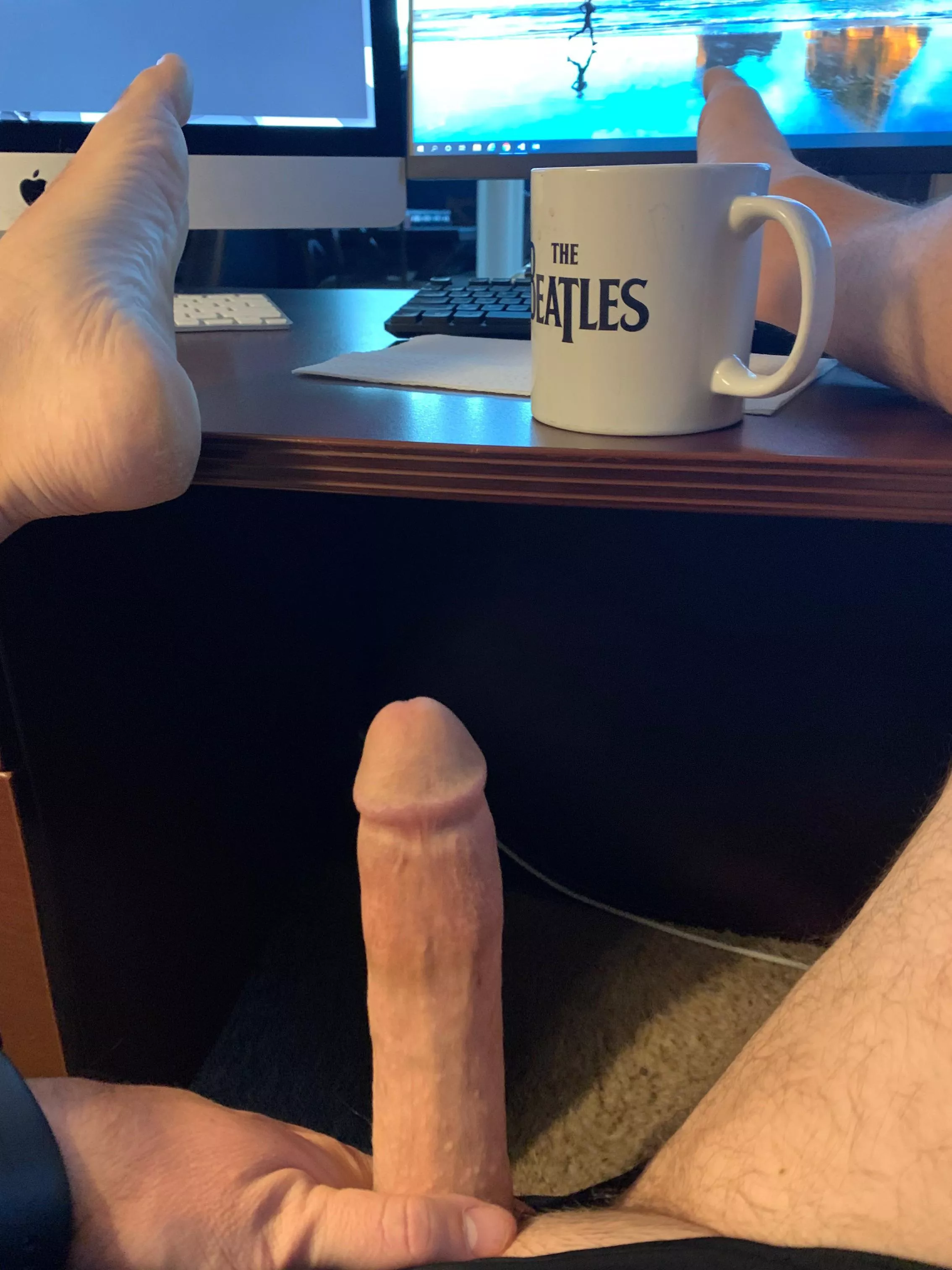 Happy Hump Day CGW!!!! Systems are down so I might as well enjoy my coffee and quiet time. I really need that assistant!!!