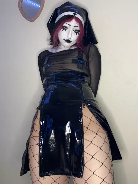 happy october 1st everyone! happy october 1st everyone!