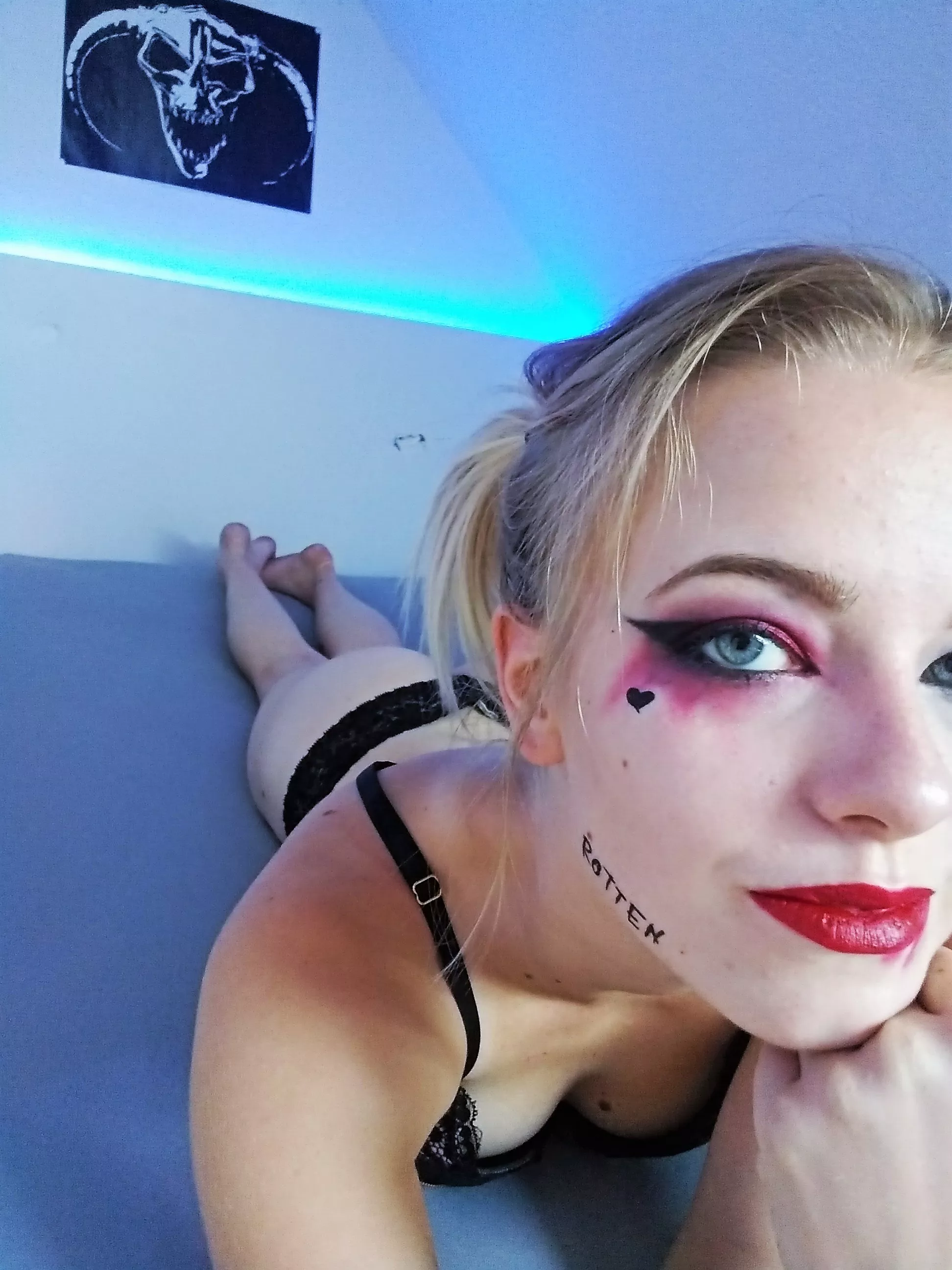 Harley Quinn Cosplay, alt, kinky sub bitch who loves deep throating and getting fucked hard. Just started a month ago, now I‘m in the top 29% of creators. OF 5$ till the rest of the month. Link in the comments. Harley Quinn Cosplay, alt, kinky sub bitch who loves deep throating and getting fucked hard. Just started a month ago, now I‘m in the top 29% of creators. OF 5$ till the rest of the month. Link in the comments.