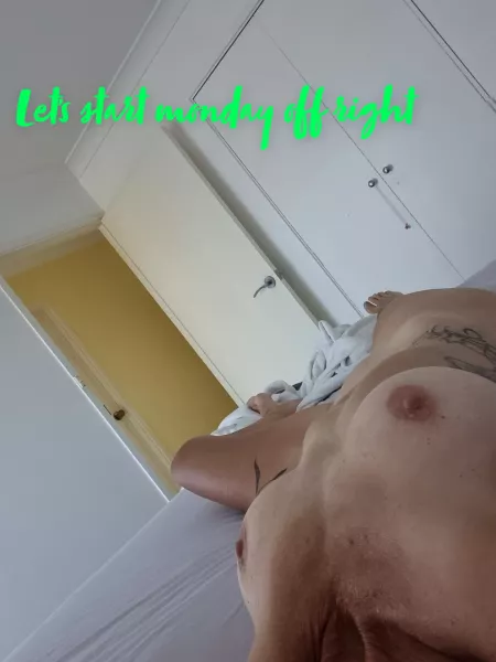 Have a happy monday 😊