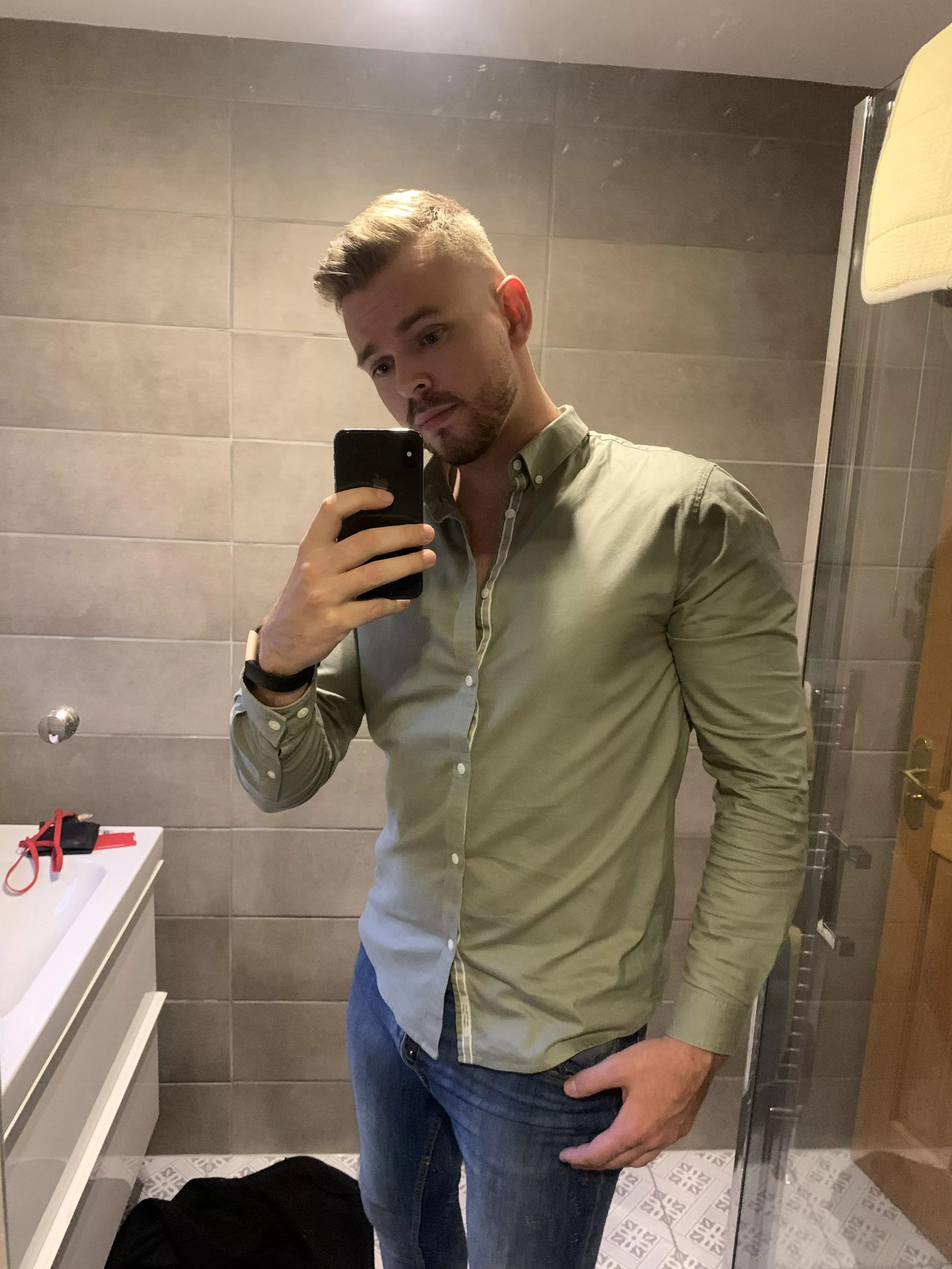 Hello 👋