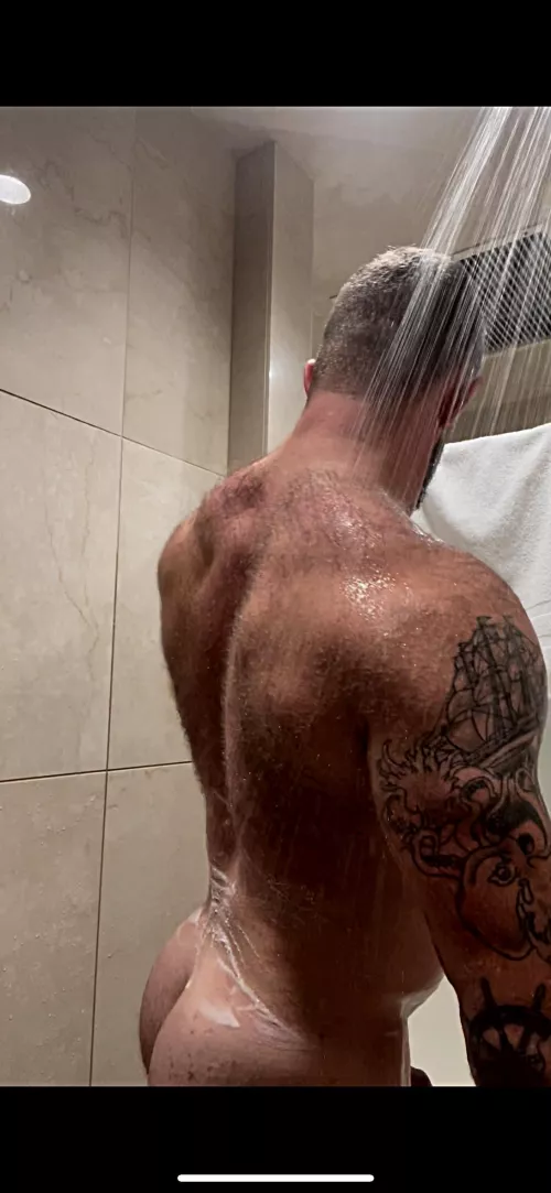 Help (m)e out and get my back? Help (m)e out and get my back?