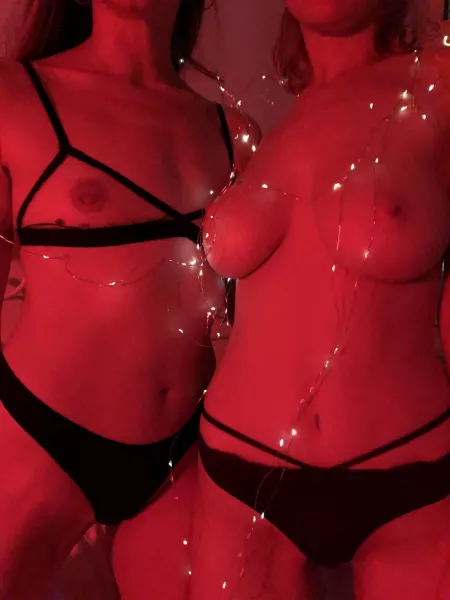 her big tits make me feel bad about mine sometimes😔 but at least i can play with them!