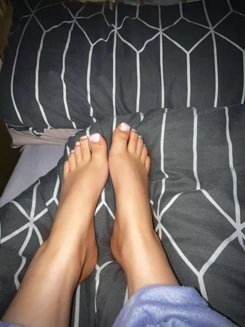 Hey, I’m new to the feet pictures so tell me how I did xx